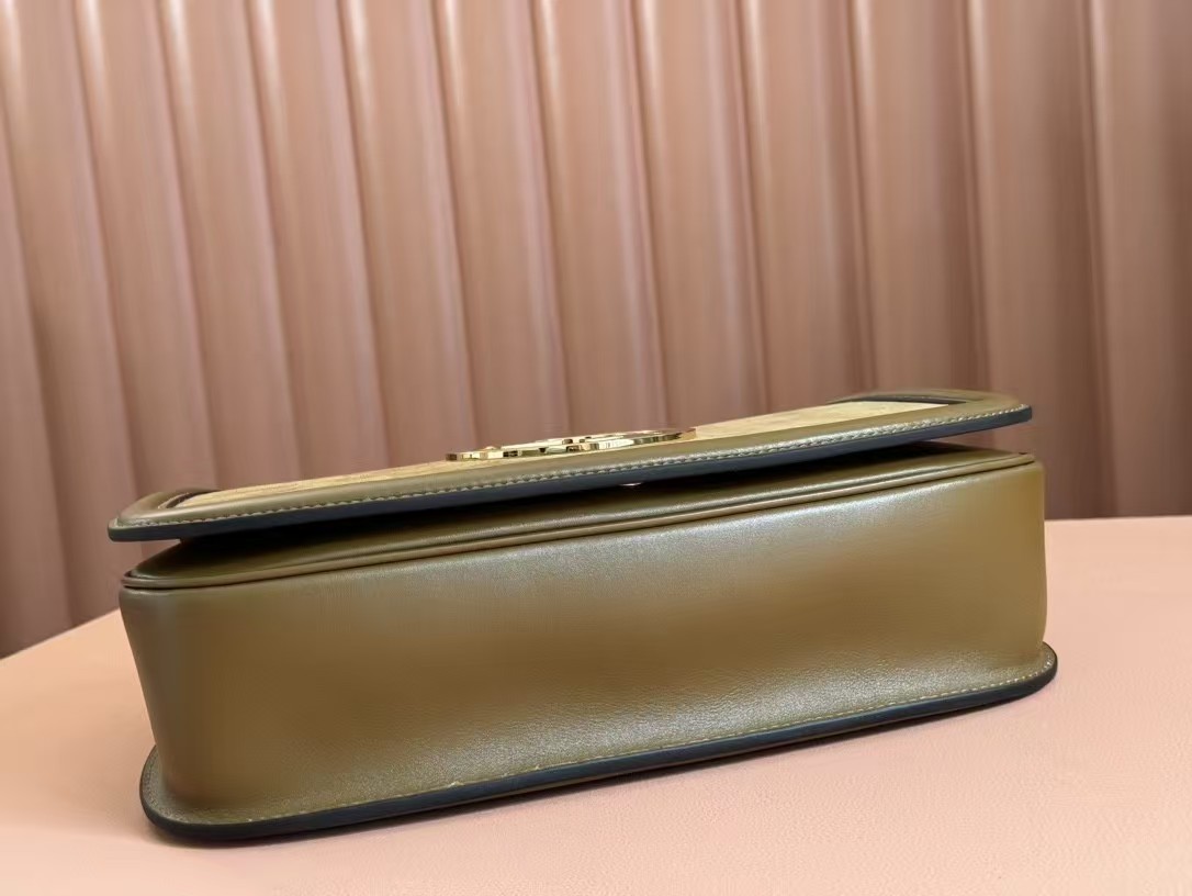 Gucci Large blondie shoulder bag Gucci Large blondie shoulder bag