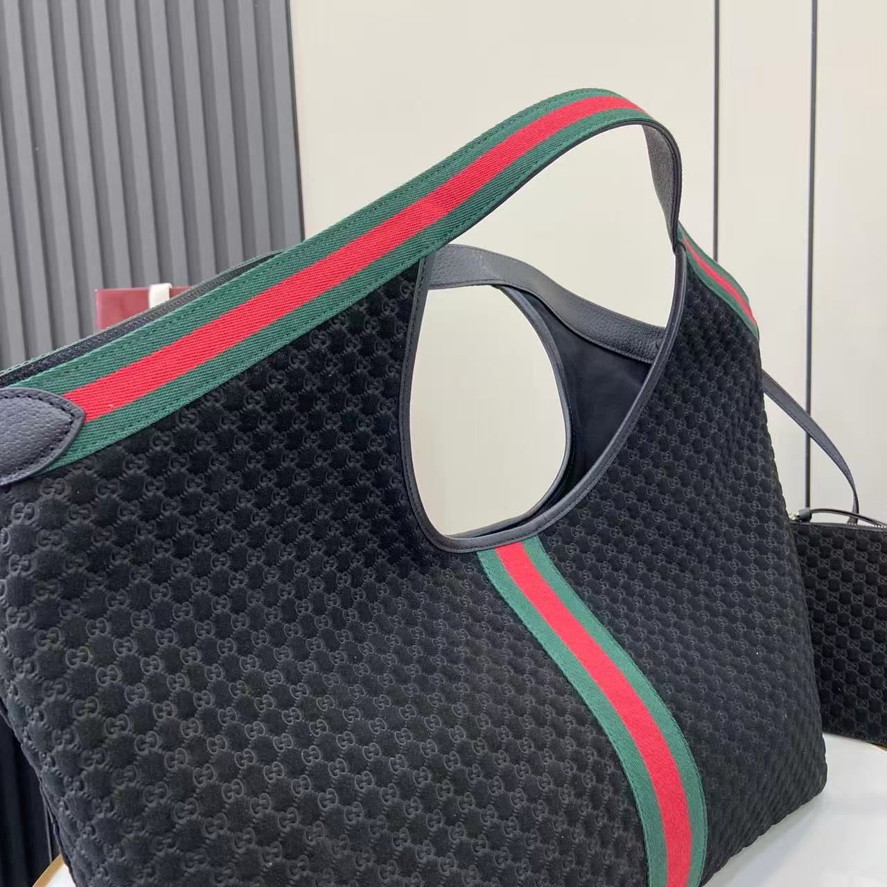 Gucci Giglio large tote bag indark blue GG suede