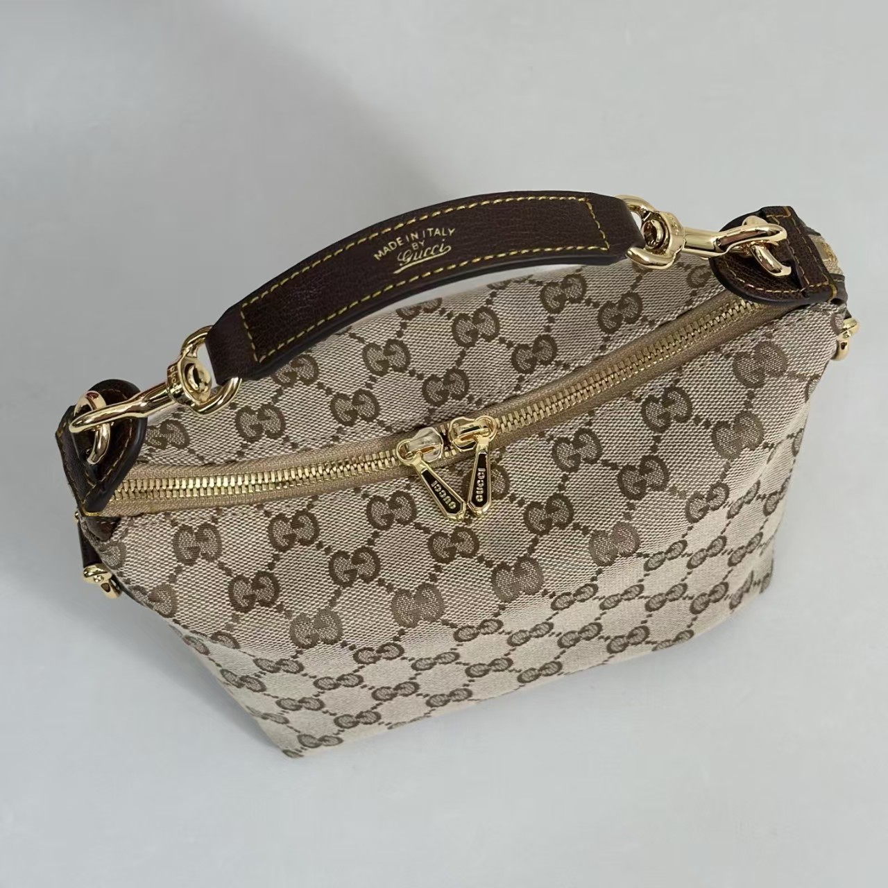 Gucci Brera medium crossbody bag Varianten sandfarbener und brauner GG Canvas