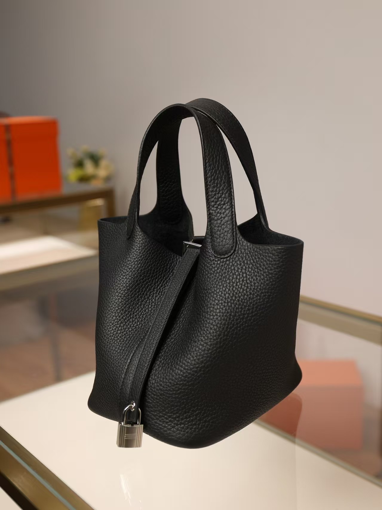 Hermes Taurillon Clemence Picotin Lock 18 PM Black.