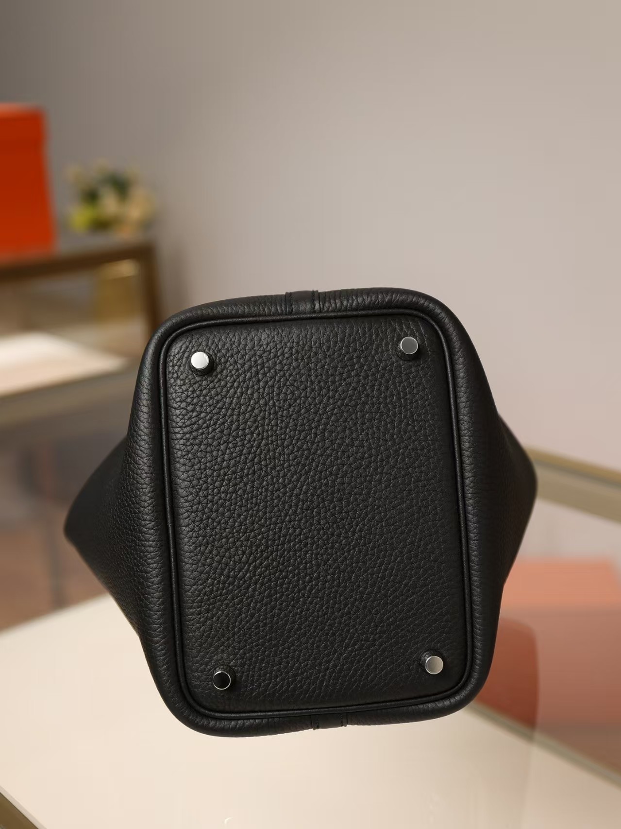 Hermes Taurillon Clemence Picotin Lock 18 PM Black.