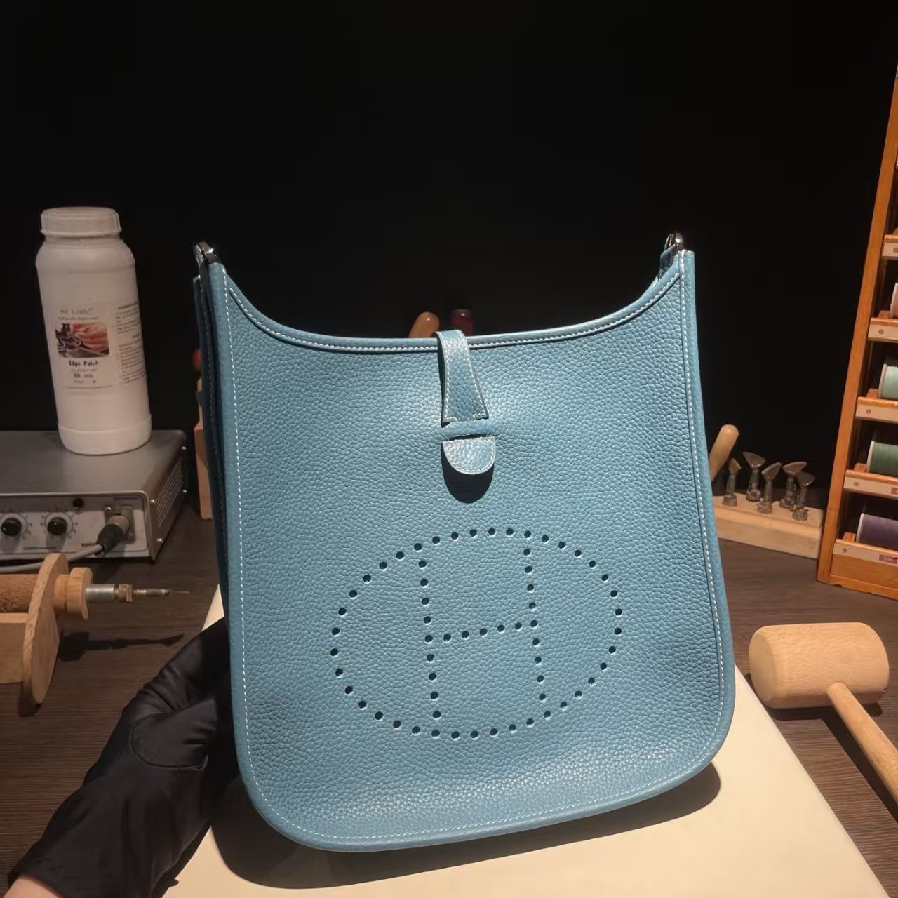 Hermes  Taurillon Clemence Evelyne III GM Blue Jean