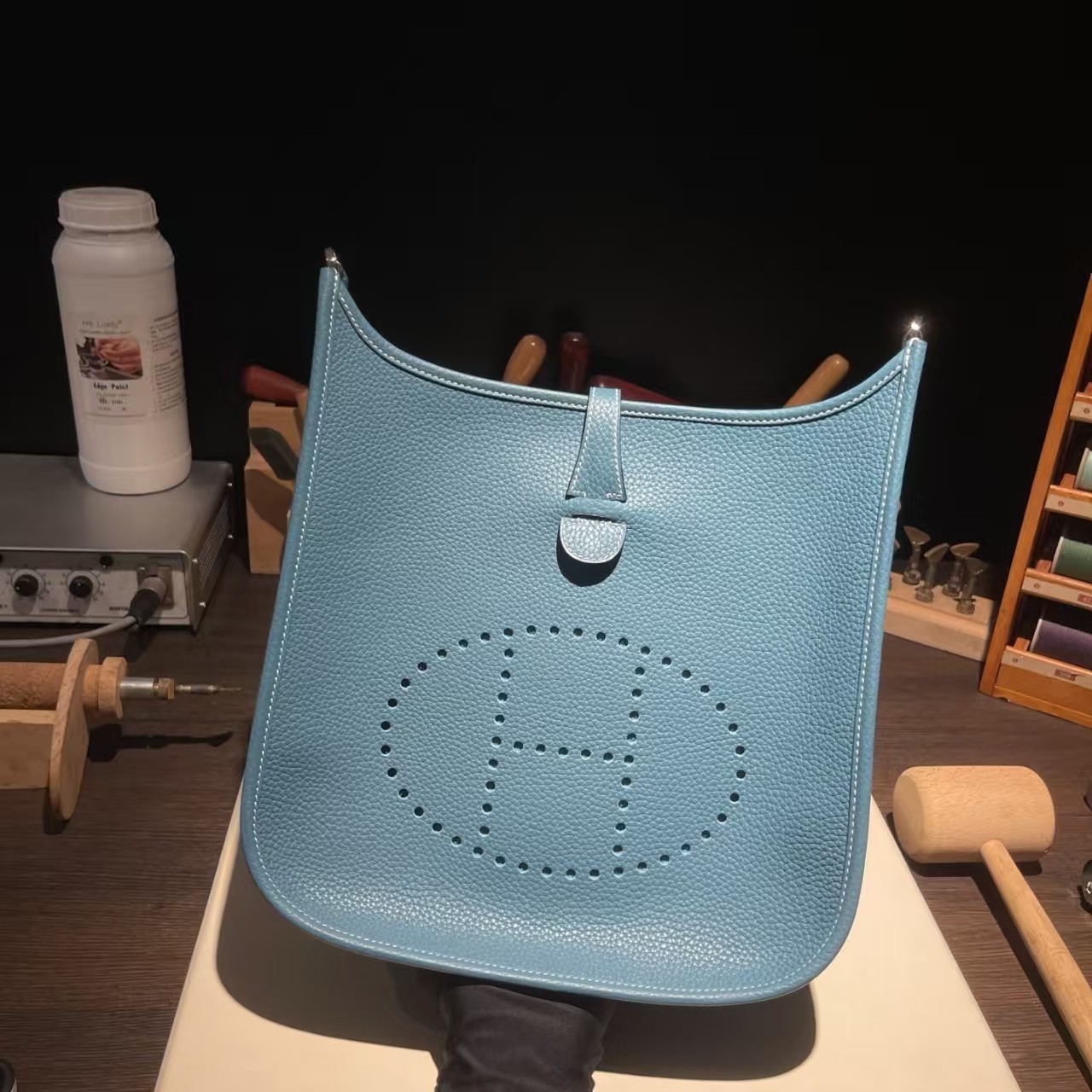 Hermes  Taurillon Clemence Evelyne III GM Blue Jean