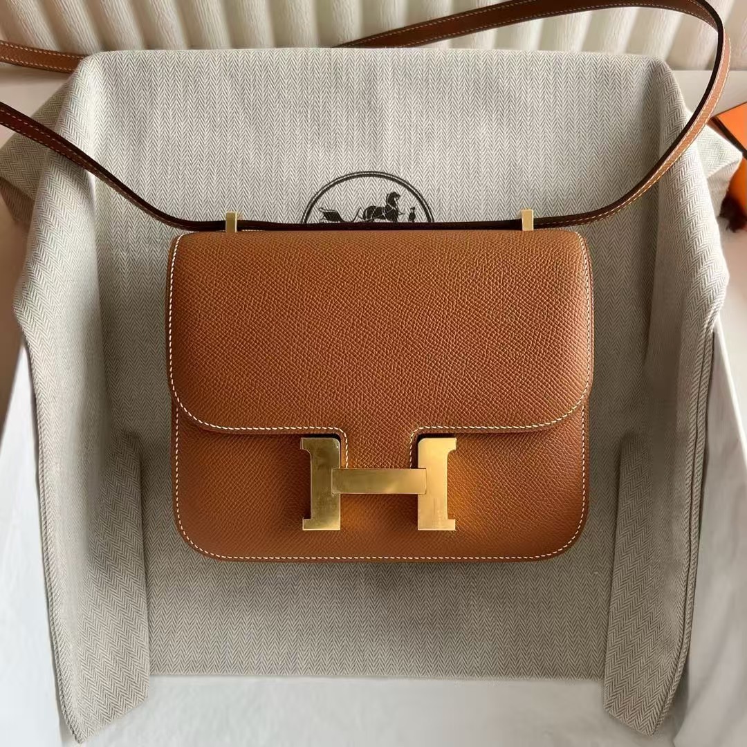 Hemmes Constance Elan Gold Epsom Gold Hardware