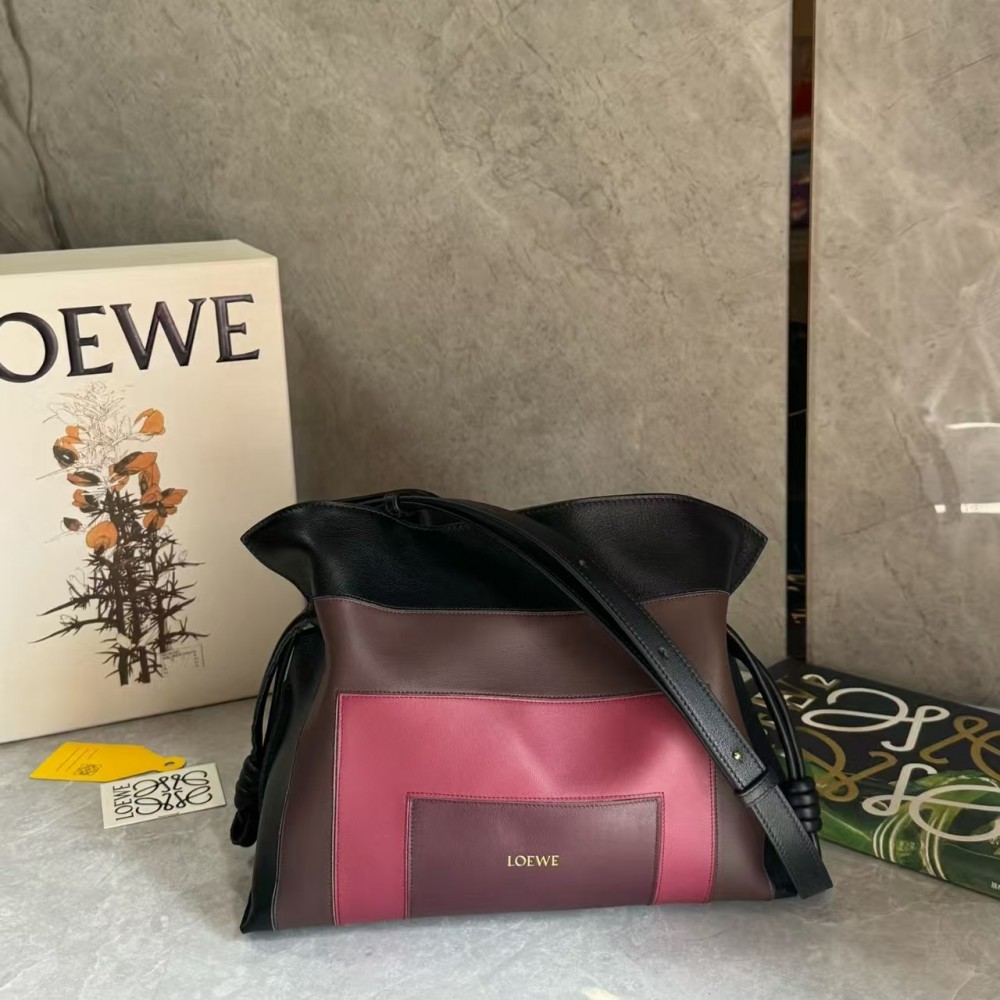 LOEWE Medium Flamenco clutch innappa calfskin Black