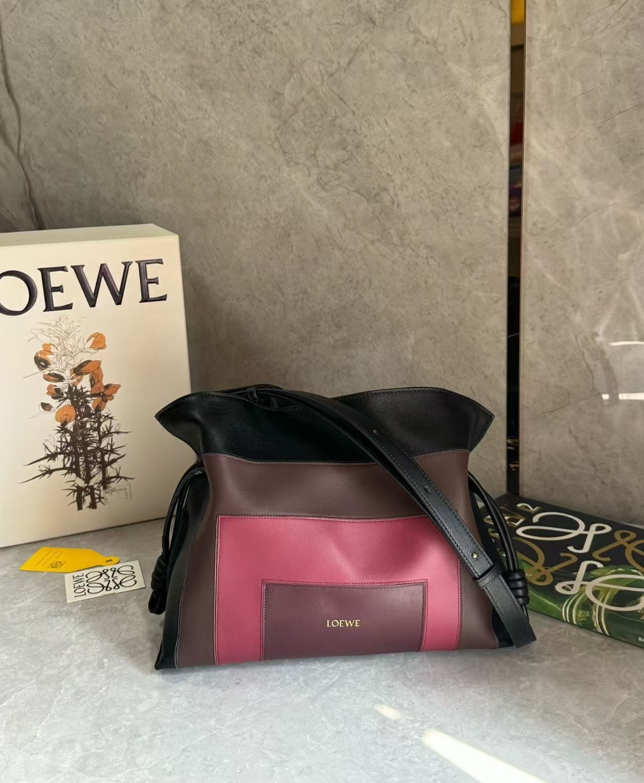 LOEWE Medium Flamenco clutch innappa calfskin Black
