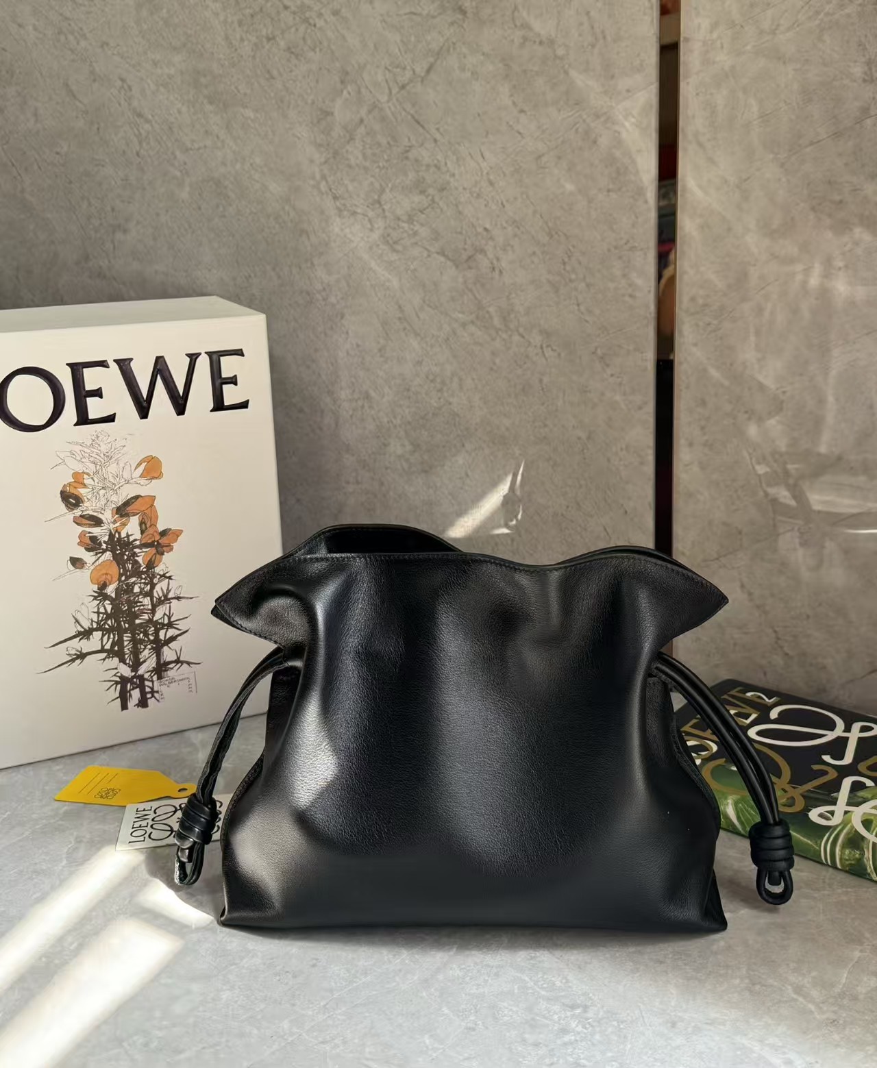 LOEWE Medium Flamenco clutch innappa calfskin Black