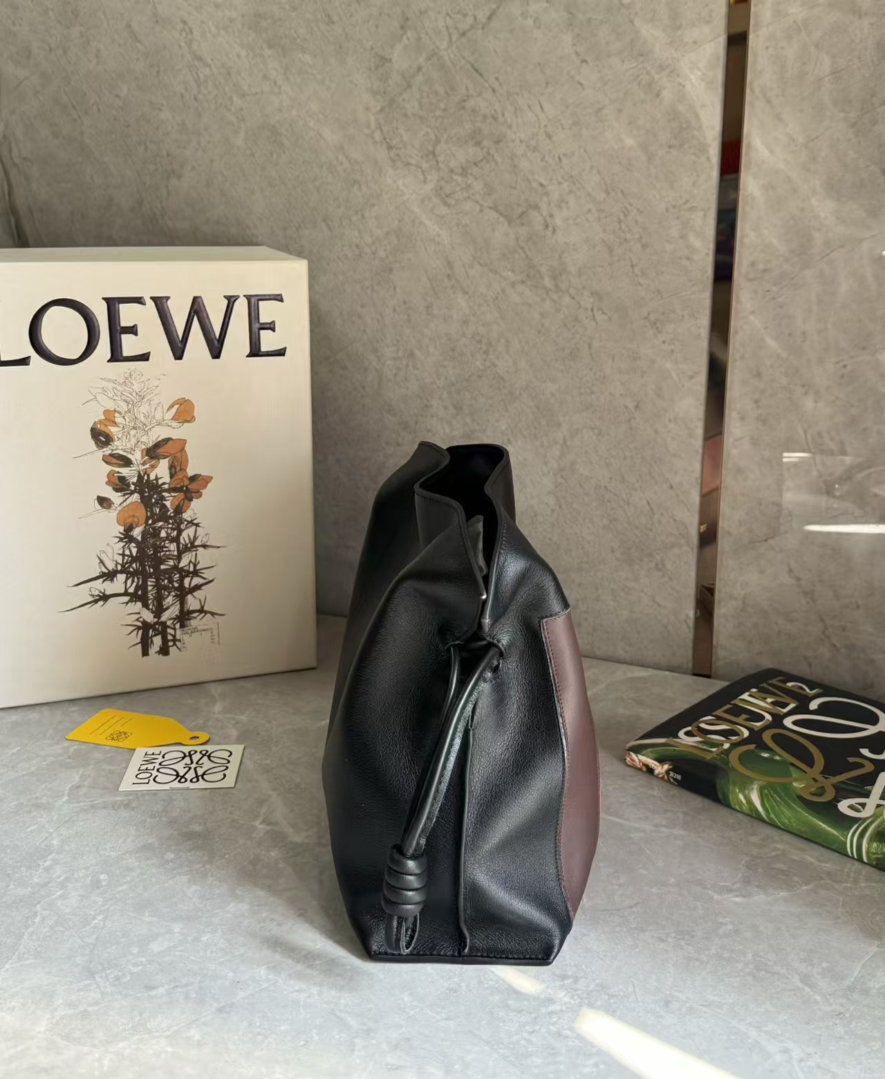 LOEWE Medium Flamenco clutch innappa calfskin Black