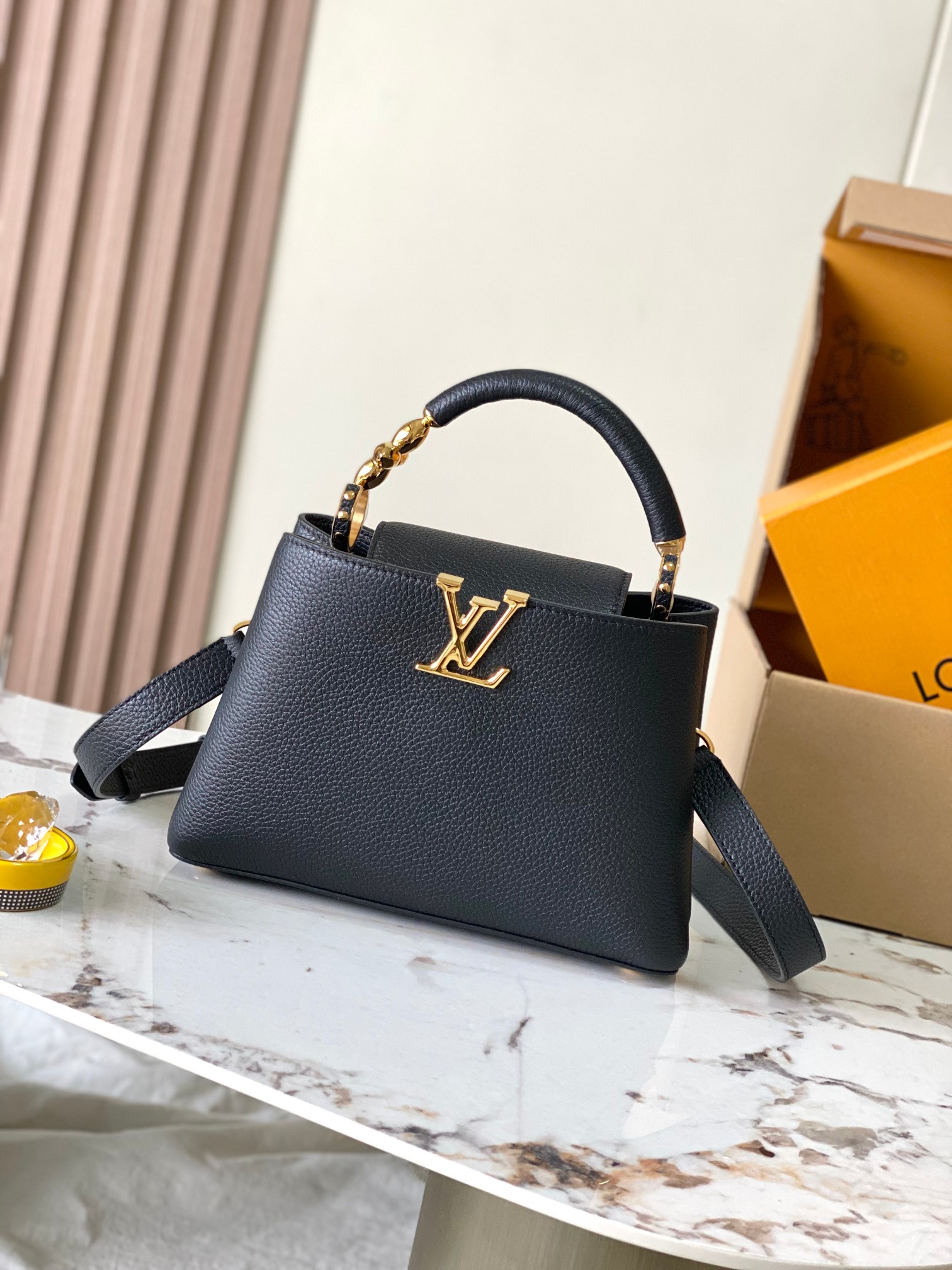 Louis Vuitton Handle Bags Taurillon LeatherCapucines BB Louis Vuitton Handle Bags Taurillon LeatherCapucines BB