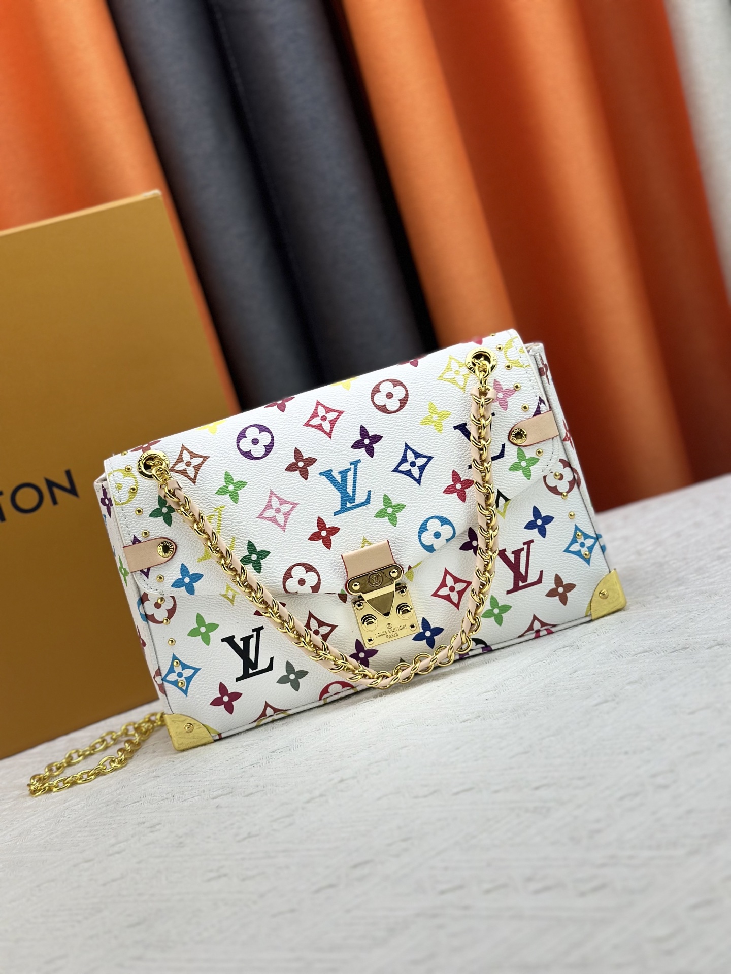 Louis Vuitton Trunkie Handbag Monogram Canvas Tote Bag Louis Vuitton Trunkie Handbag Monogram Canvas Tote Bag