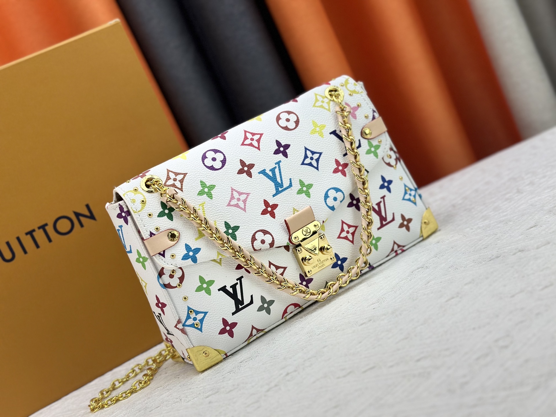 Louis Vuitton Trunkie Handbag Monogram Canvas Tote Bag Louis Vuitton Trunkie Handbag Monogram Canvas Tote Bag