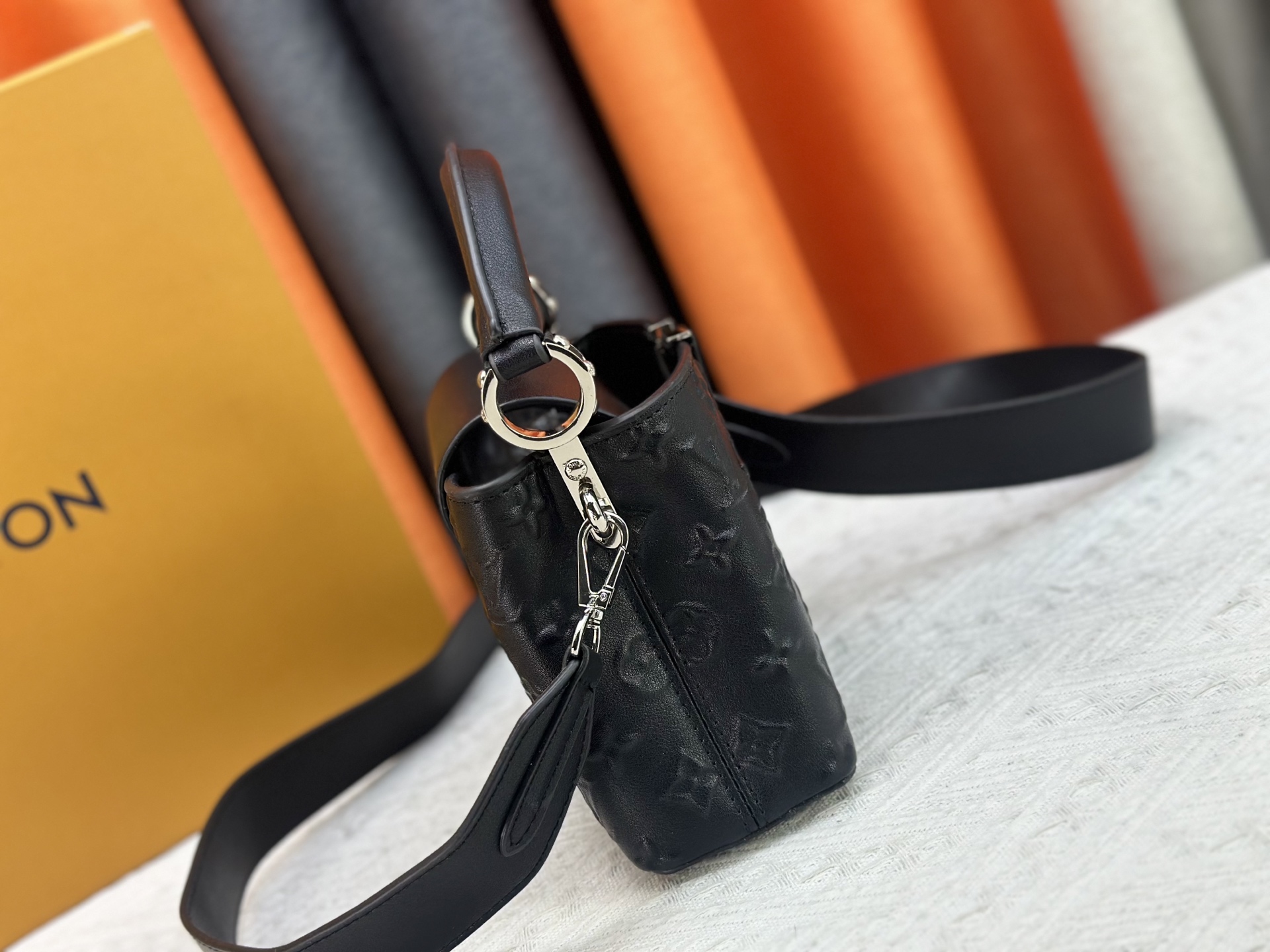 Louis Vuitton CAPUCINES Capucines Mini Bag Taurillon Louis Vuitton CAPUCINES Capucines Mini Bag Taurillon
