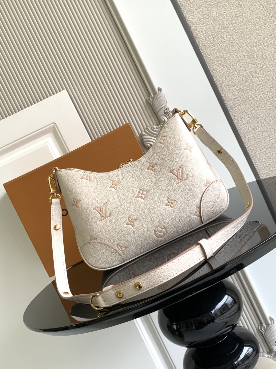 Louis Vuitton Boulogne Handbag Monogram Empreinte Louis Vuitton Boulogne Handbag Monogram Empreinte