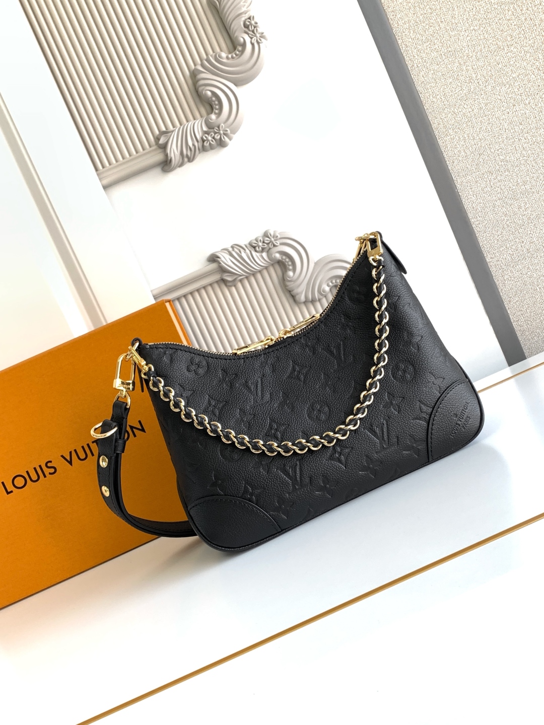 Louis Vuitton Boulogne Handbag Monogram Empreinte Louis Vuitton Boulogne Handbag Monogram Empreinte