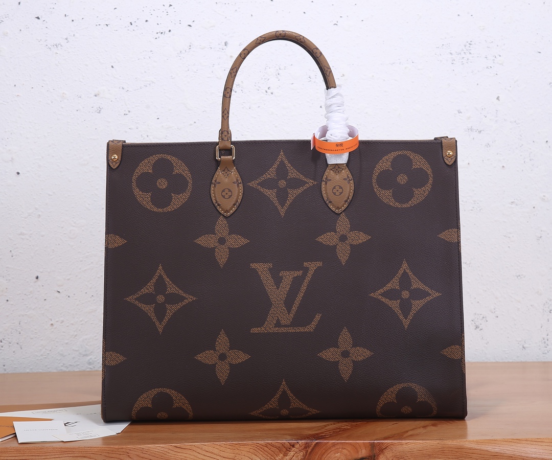 LOUIS VUITTON Onthego Monogram Reverse Monogram Giant LOUIS VUITTON Onthego Monogram Reverse Monogram Giant