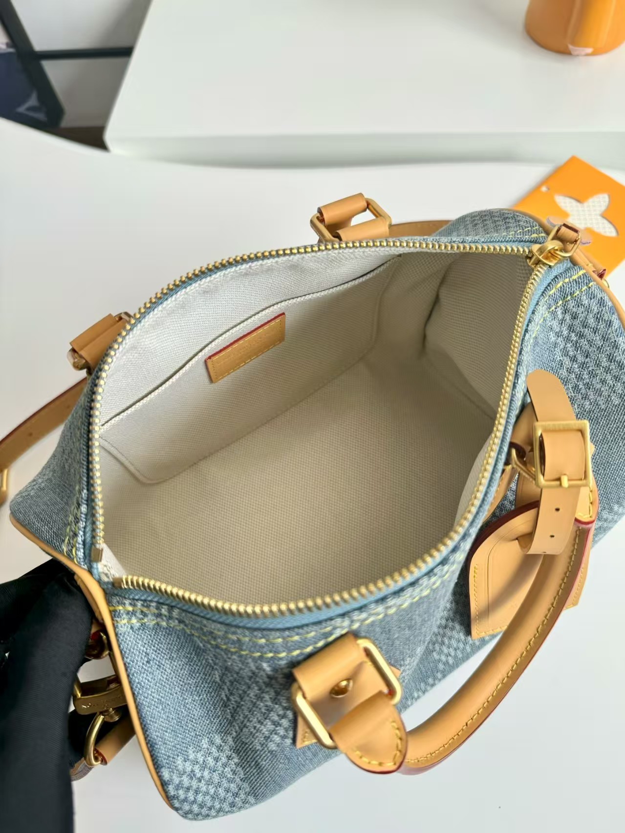 Louis Vuitton Speedy Bandouliere 25