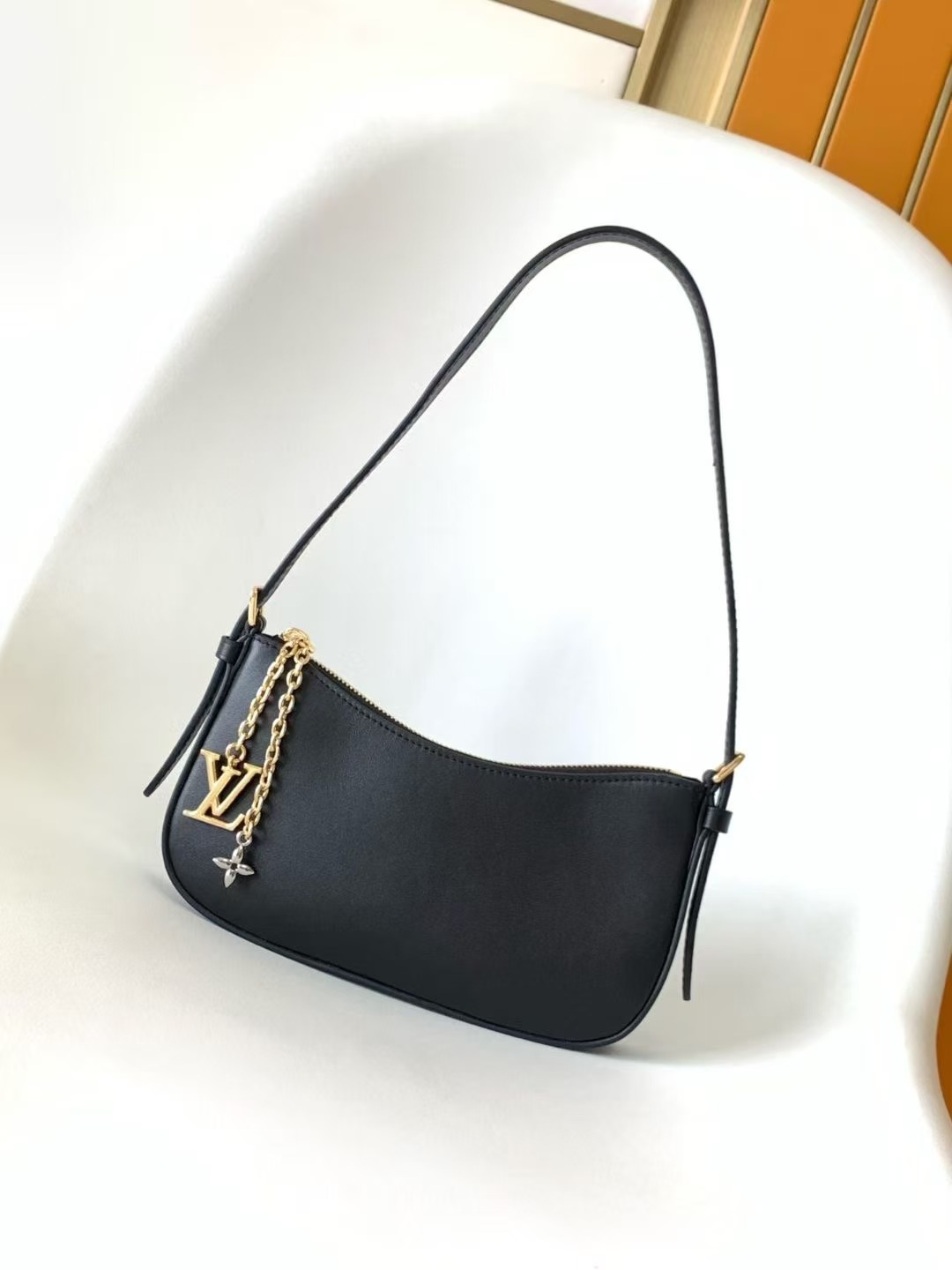 Louis Vuitton Pochette LV Bloom H36-Wallets and Small Leather