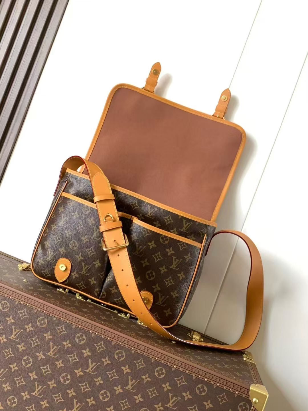 Louis Vuitton Monogram Satchel Messenger Bag