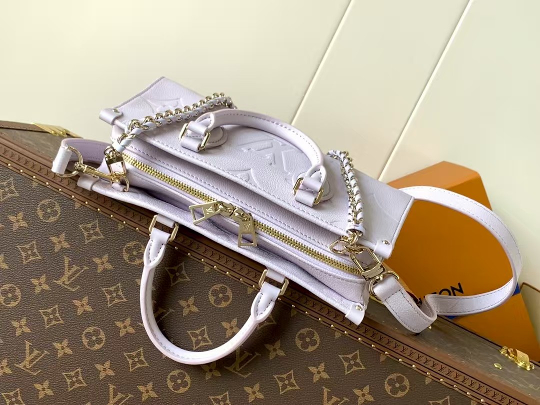 Louis Vuitton OnTheGo East West