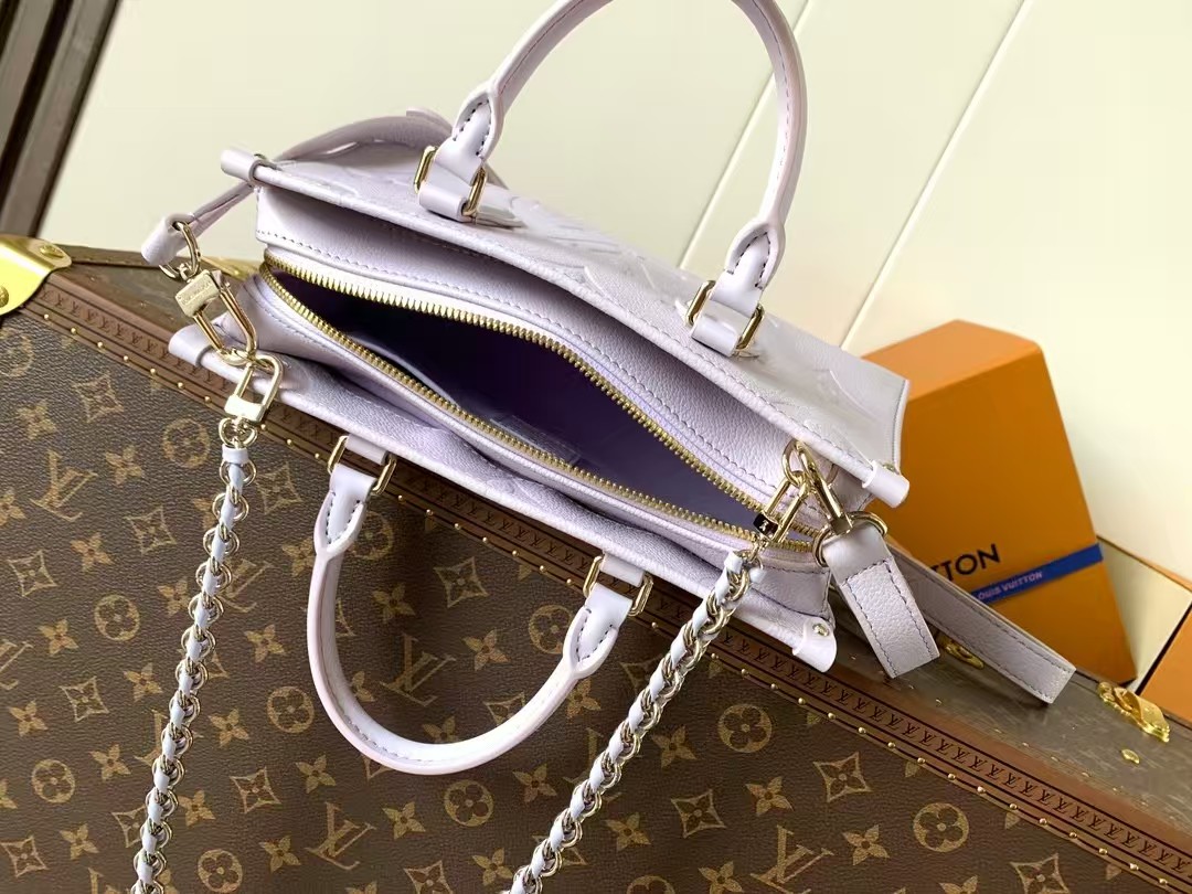 Louis Vuitton OnTheGo East West