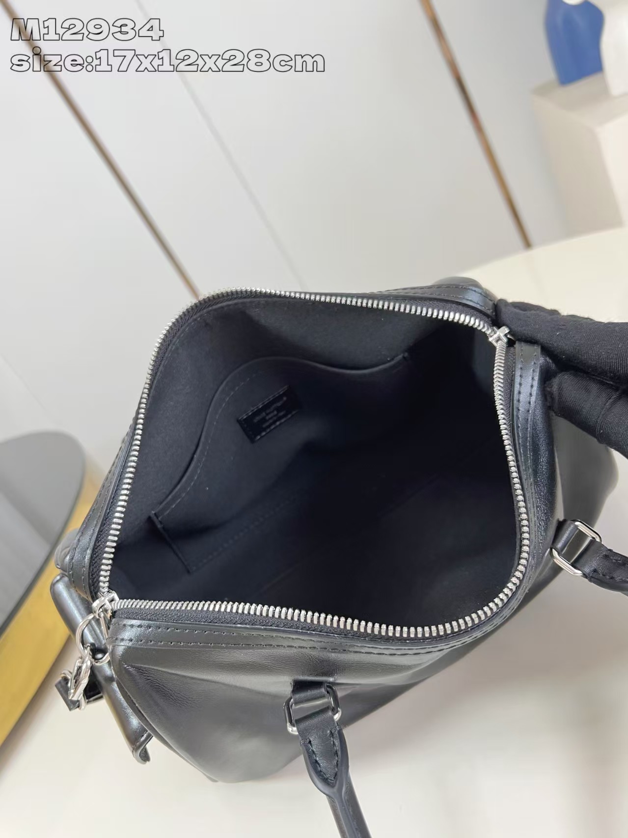 Louis Vuitton Speedy Cargo Vibe Handbag Black
