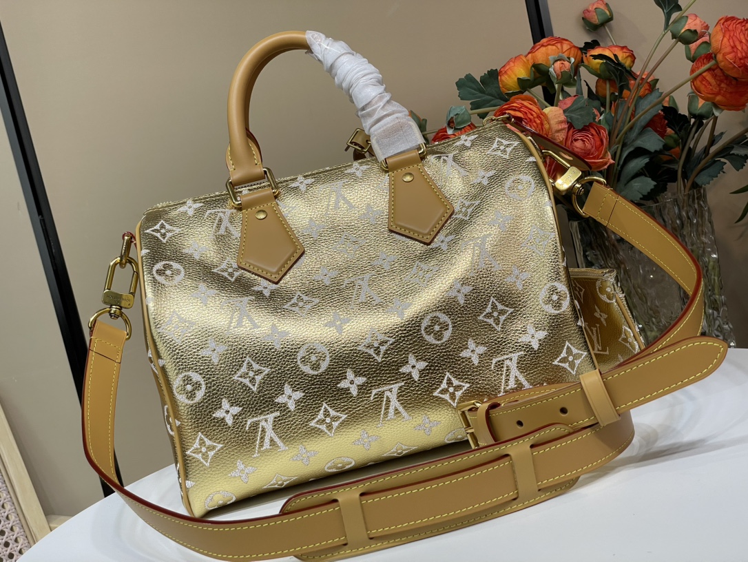 LV Speedy P9 Bandouliere 30 Gold Calfskin
