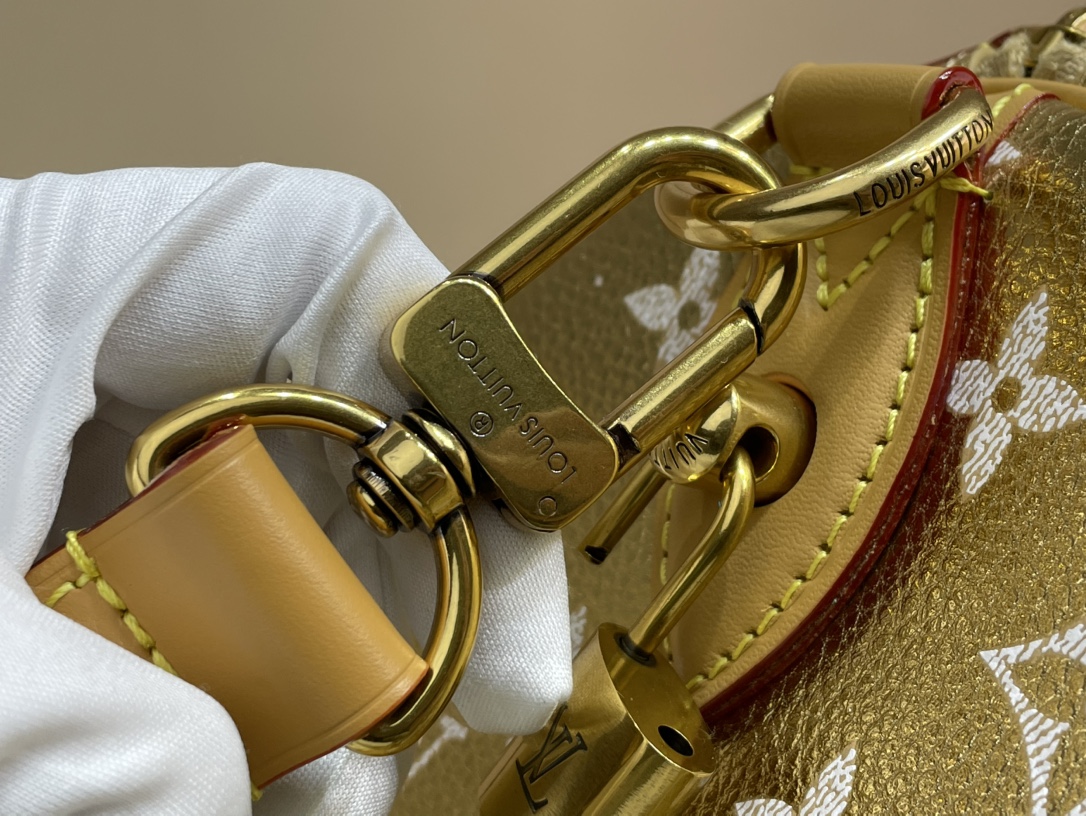 LV Speedy P9 Bandouliere 30 Gold Calfskin