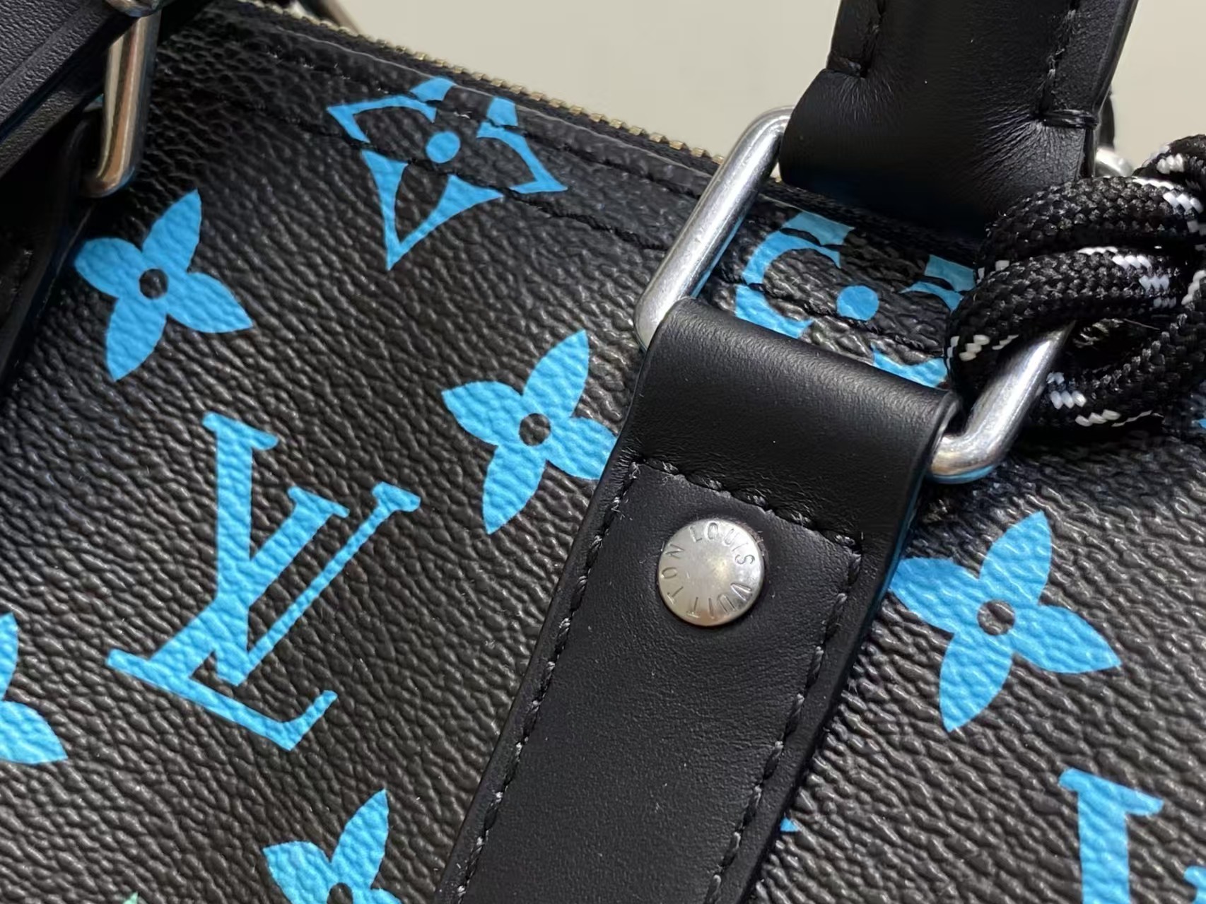 Louis Vuitton Keepall Bandouliere 25 