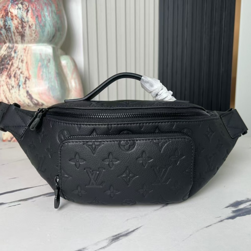 Louis Vuitton Discovery Bumbag PM Monogram Eclipse