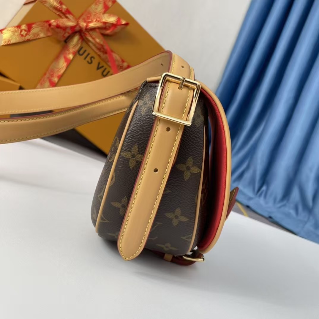 Louis Vuitton Monogram Tambourin NM