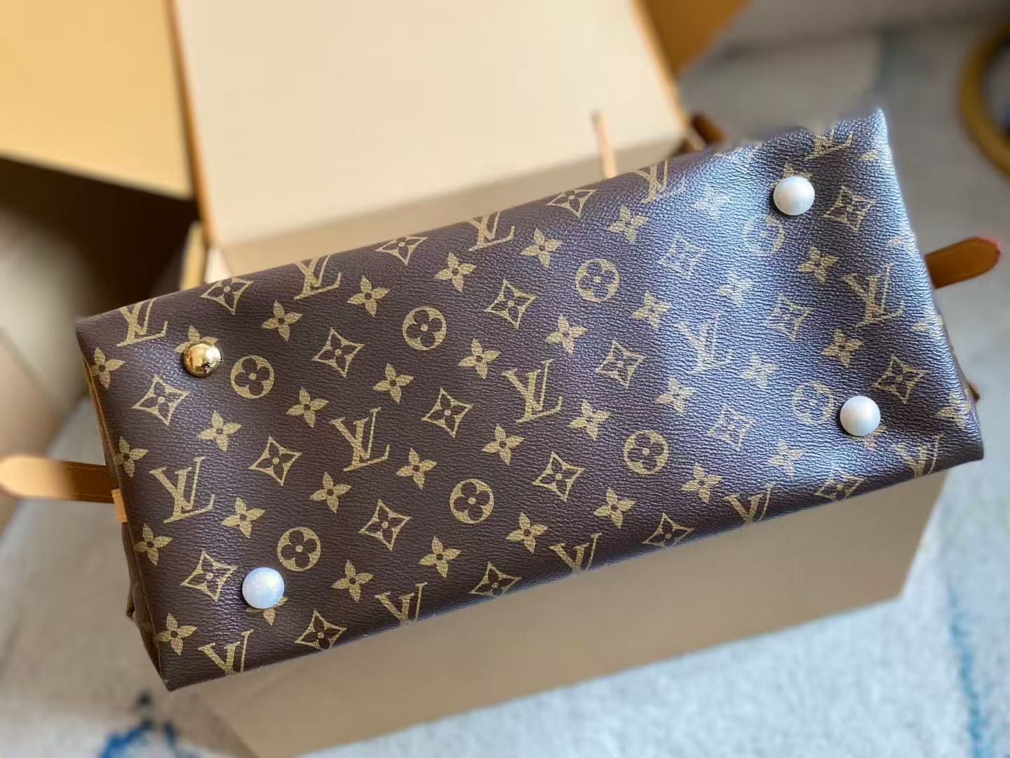 LOUIS VUITTON CamyalI BB Monogram Large