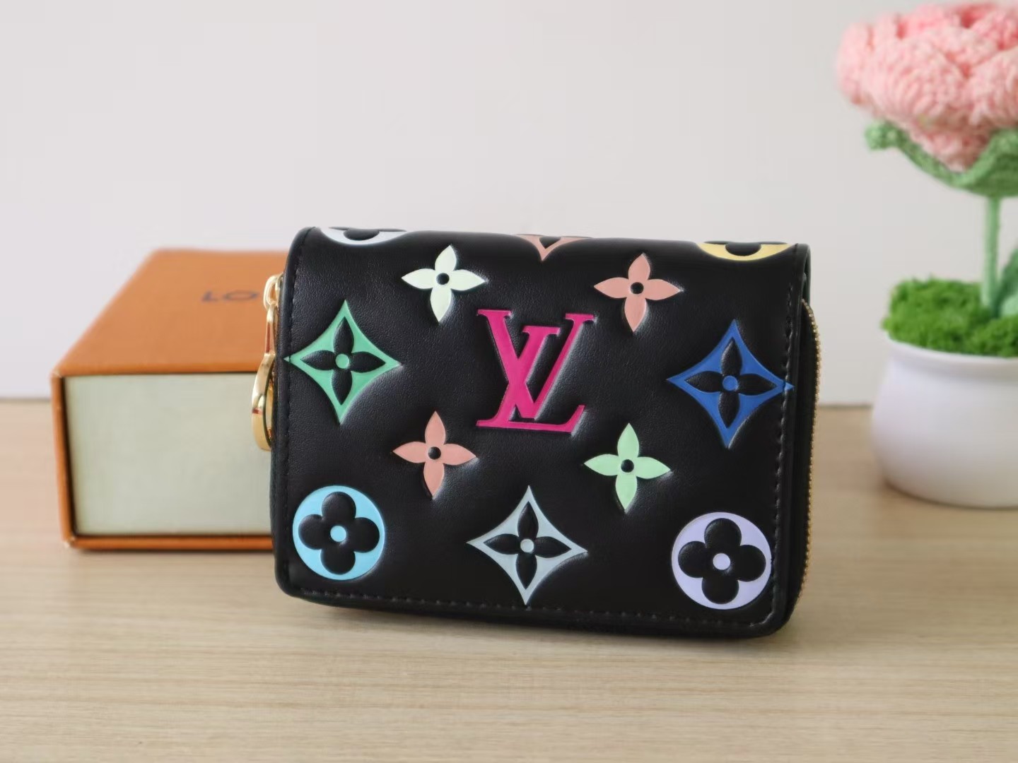 Louis Vuitton LV x TM Lou Wallet Louis Vuitton LV x TM Lou Wallet