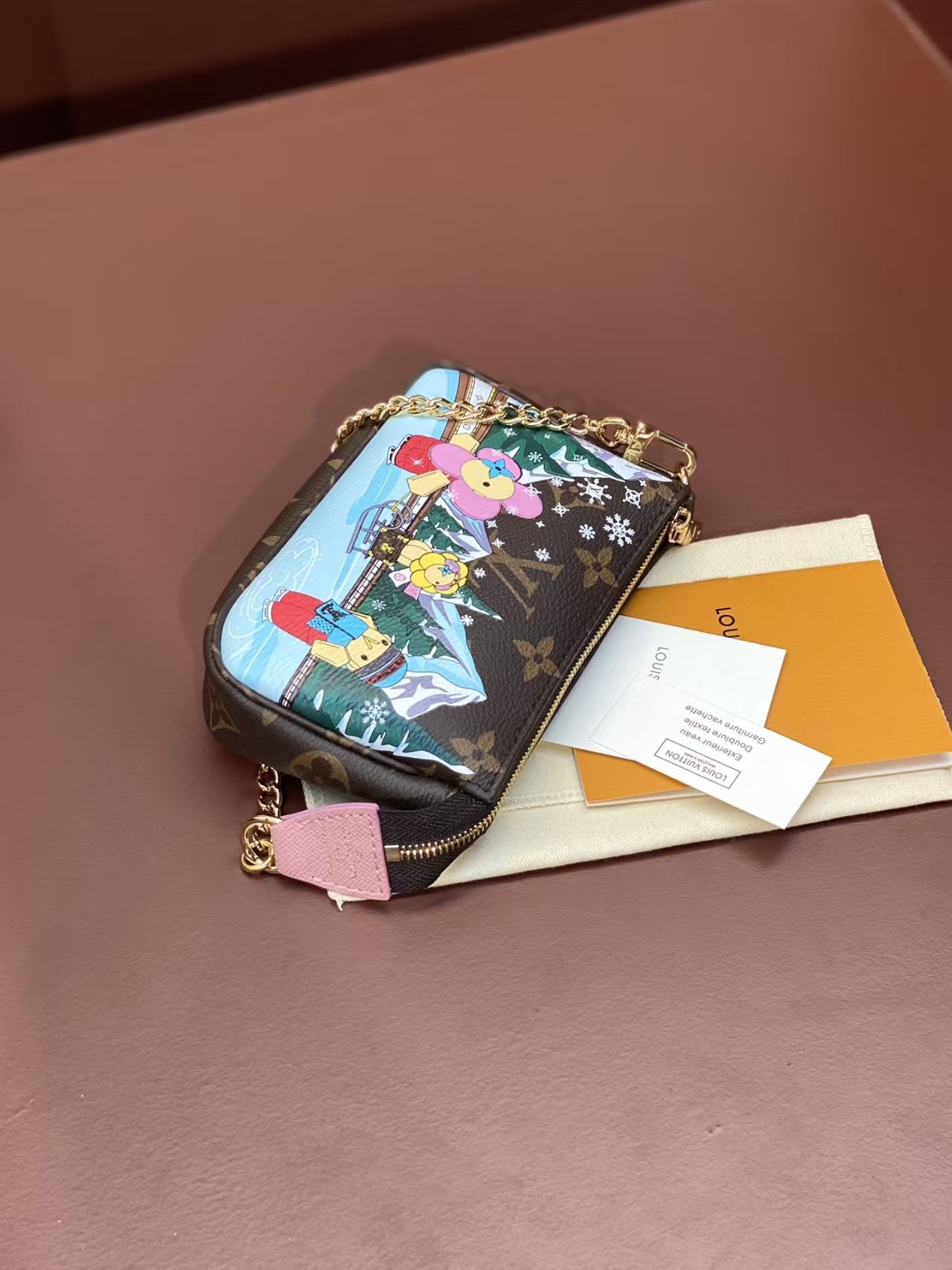 Louis Vuitton Mini Pochette Accessoires Monogram/Pink Louis Vuitton Mini Pochette Accessoires Monogram/Pink