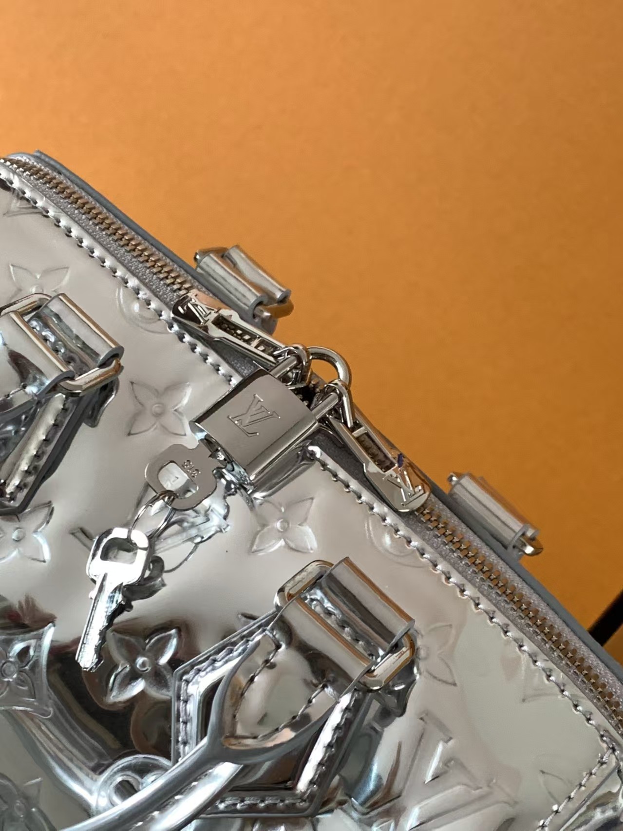 Louis Vuitton Speedy Bandoulière 20 Other Monogram Canvas