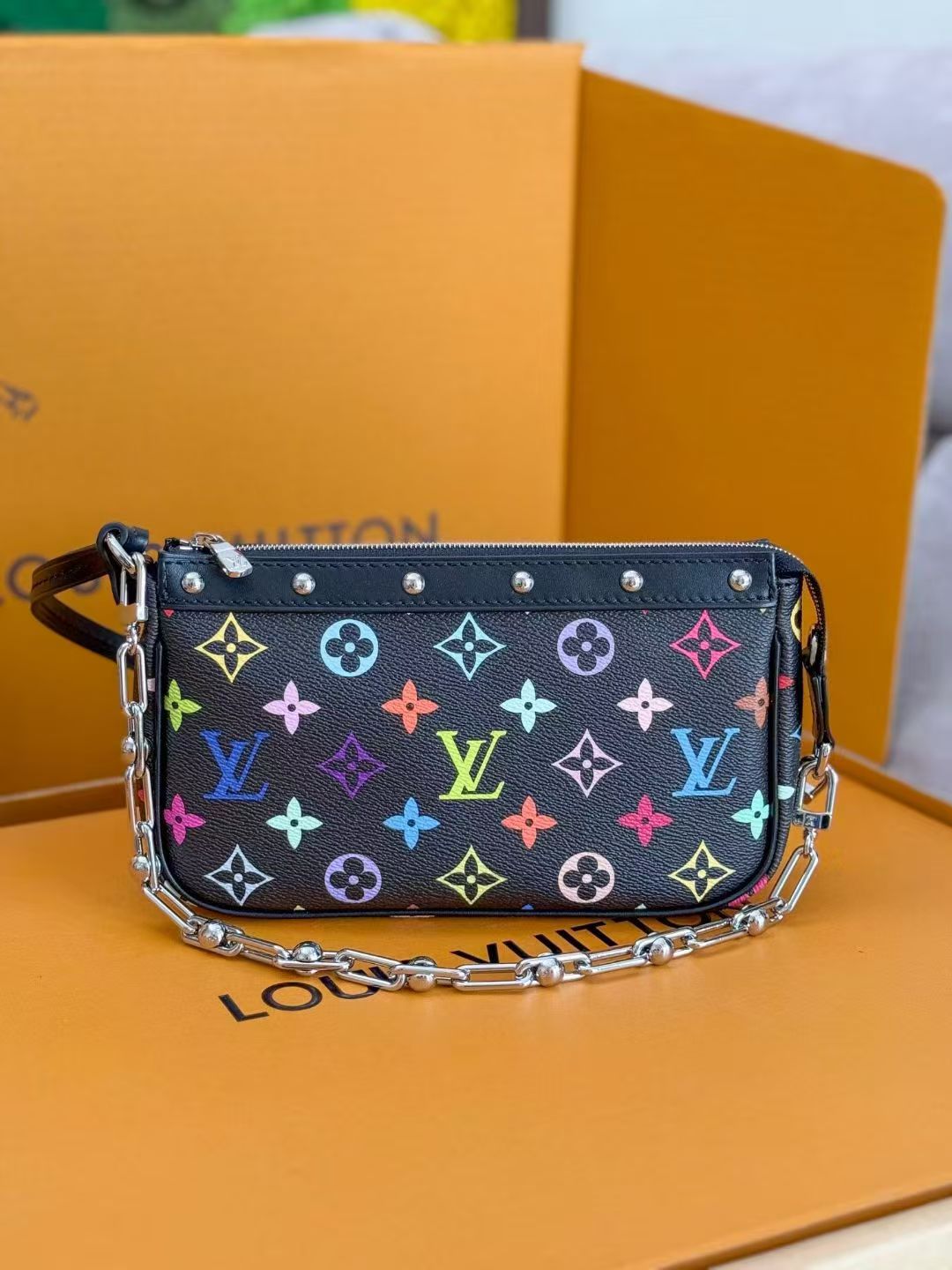 Louis Vuitton x Takashi Murakami Pochette Accessoires