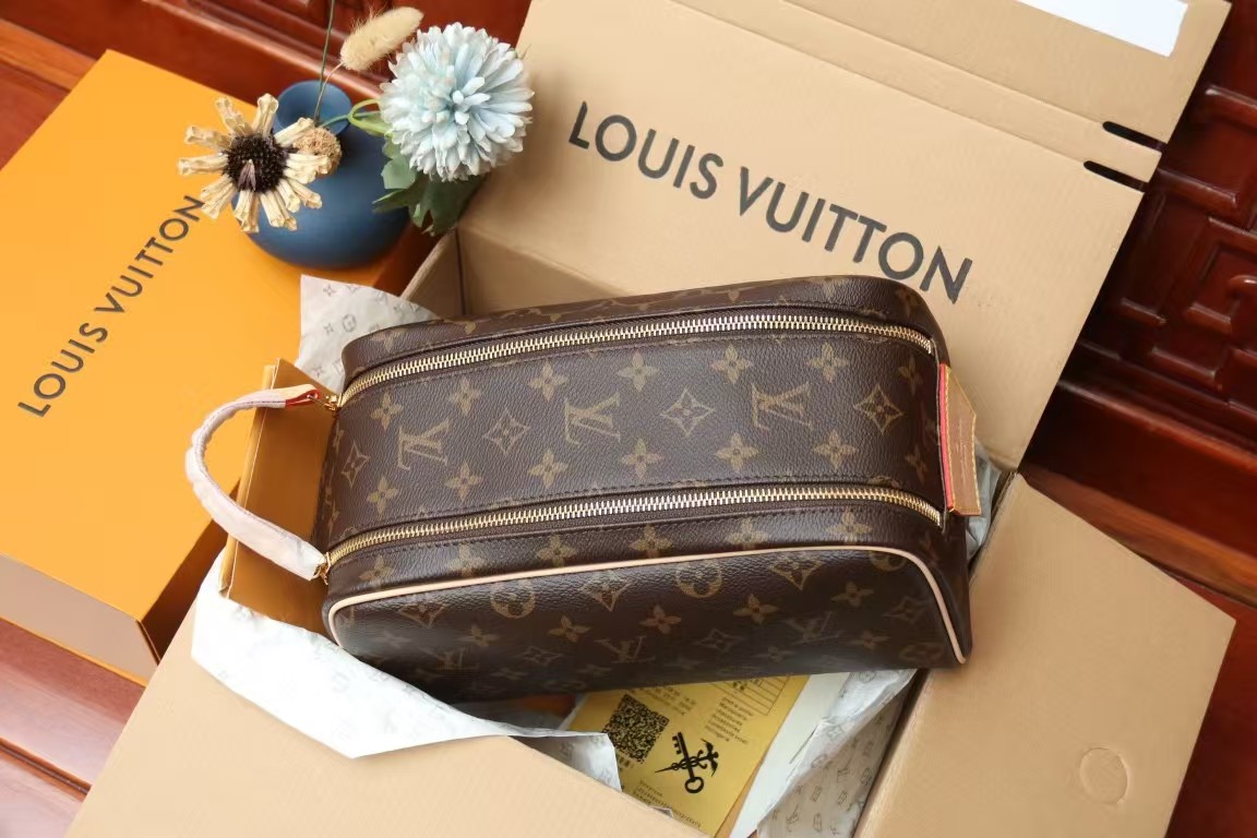 Louis Vuitton Cosmetic Pouch GM Monogram Bag