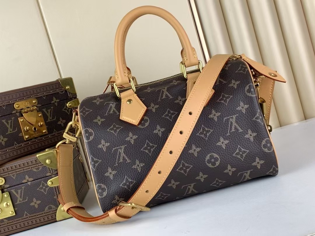 Louis Vuitton Soft Calfskin Monogram Speedy P9 Bandoulière 25
