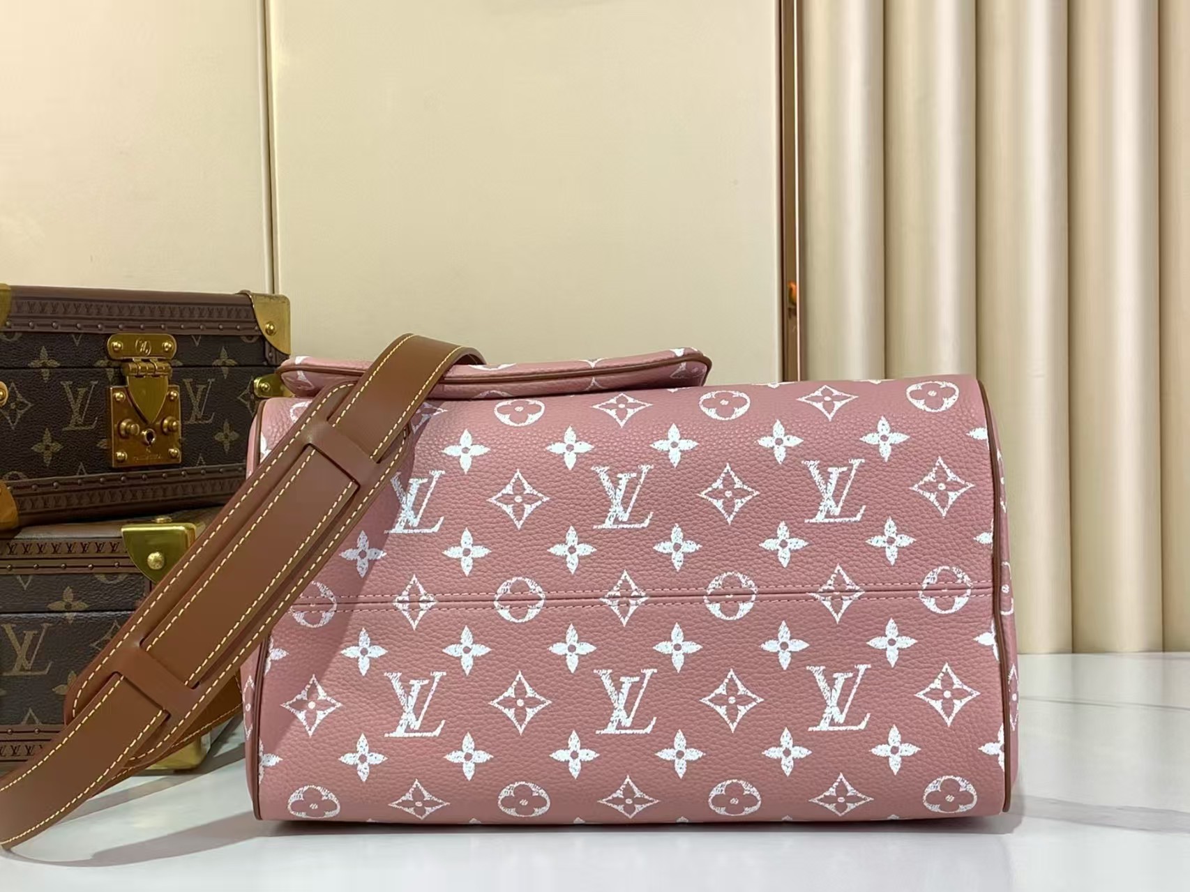 LOUIS VUITTON Speedy P9 Bandoulière 25 Pink
