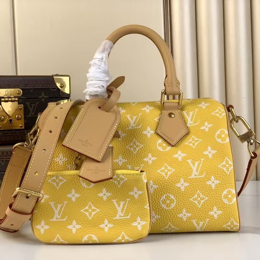 LOUIS VUITTON Speedy P9 Bandoulière 25 Yellow