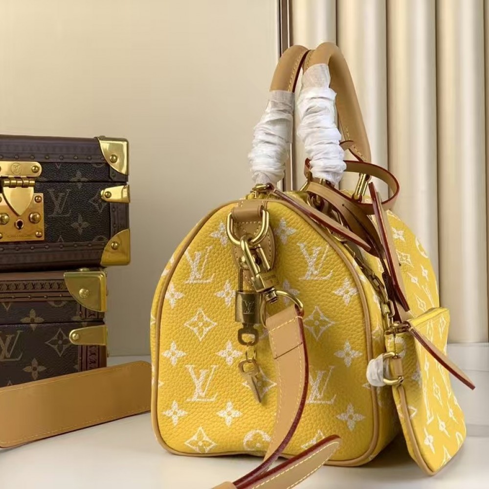 LOUIS VUITTON Speedy P9 Bandoulière 25 Yellow