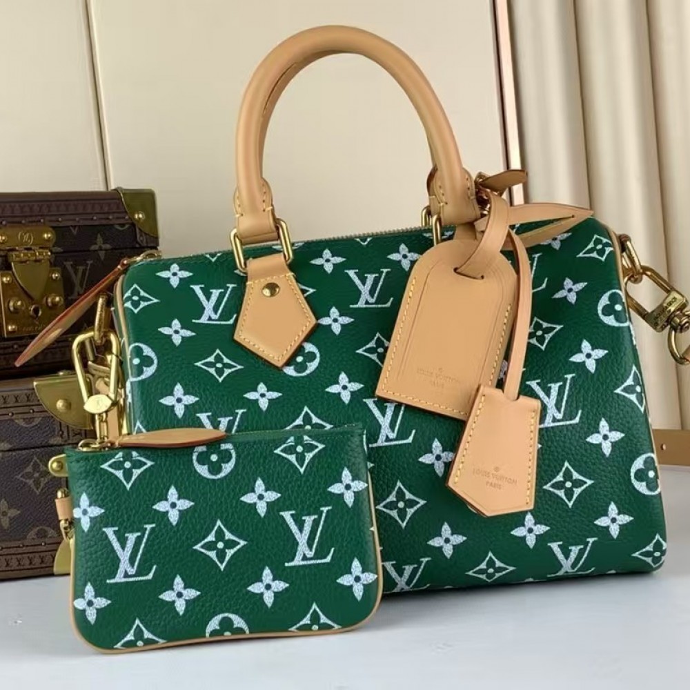 LOUIS VUITTON Speedy P9 Bandoulière 25 Green