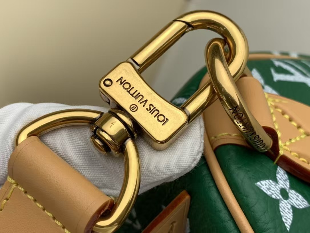 LOUIS VUITTON Speedy P9 Bandoulière 25 Green