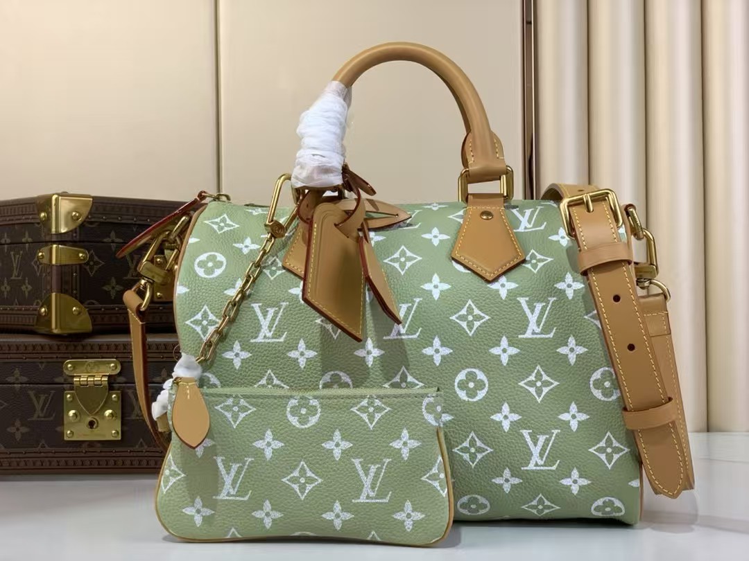 LOUIS VUITTON Speedy P9 Bandoulière 30 Lake Green