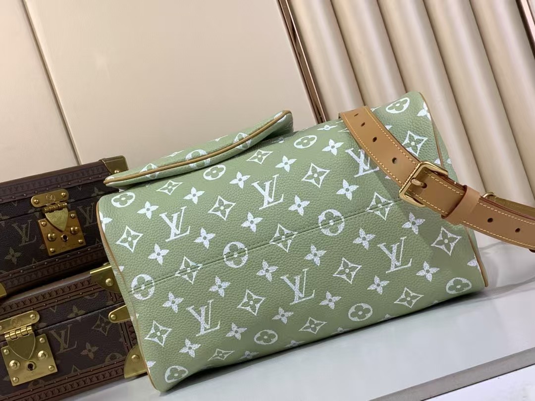 LOUIS VUITTON Speedy P9 Bandoulière 30 Lake Green