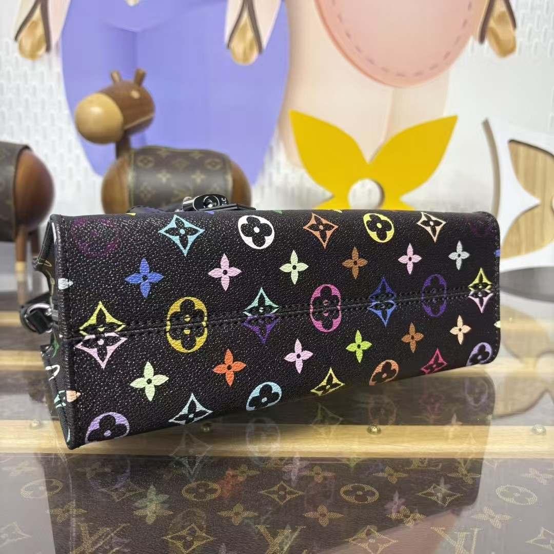 Louis Vuitton Takashi Murakami OntheGo Eastwest