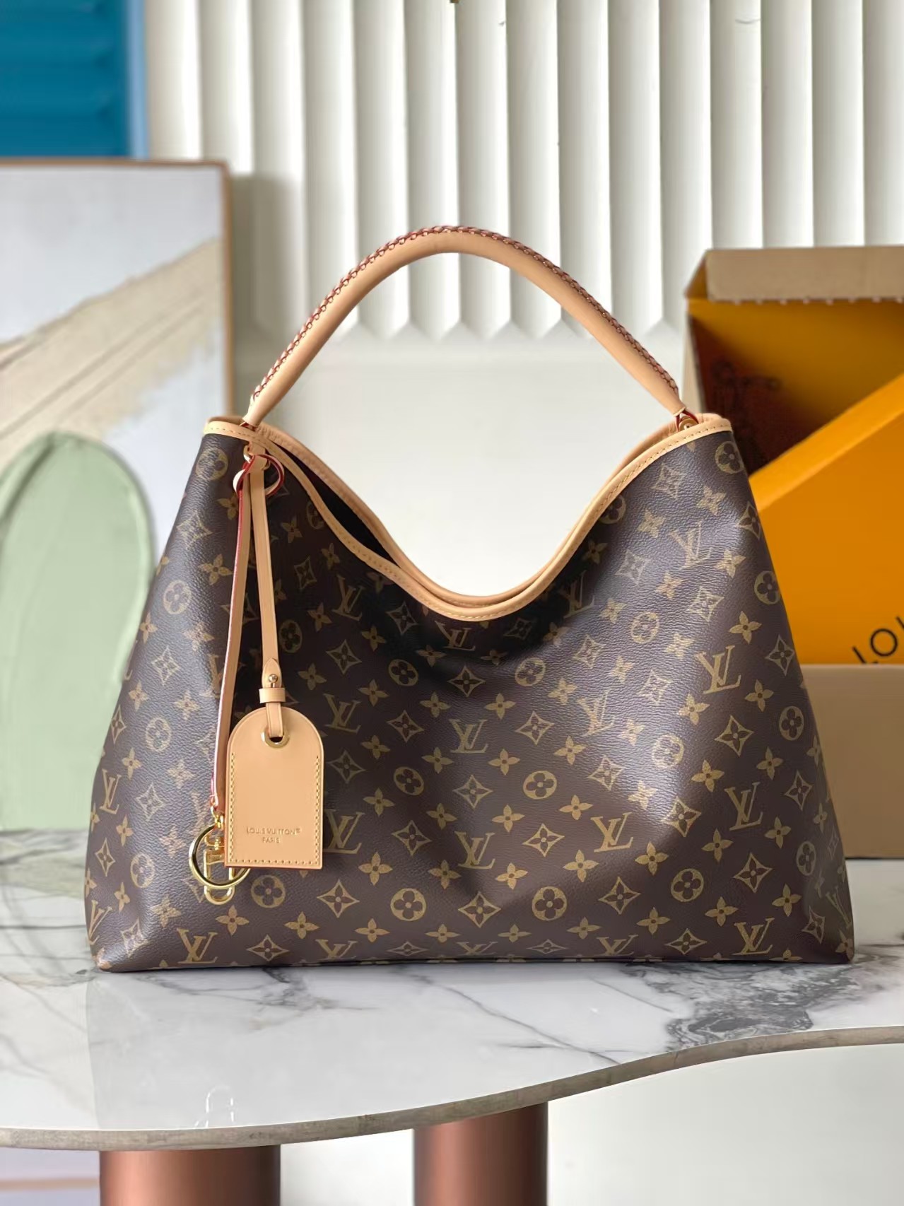 Louis Vuitton Again handbag