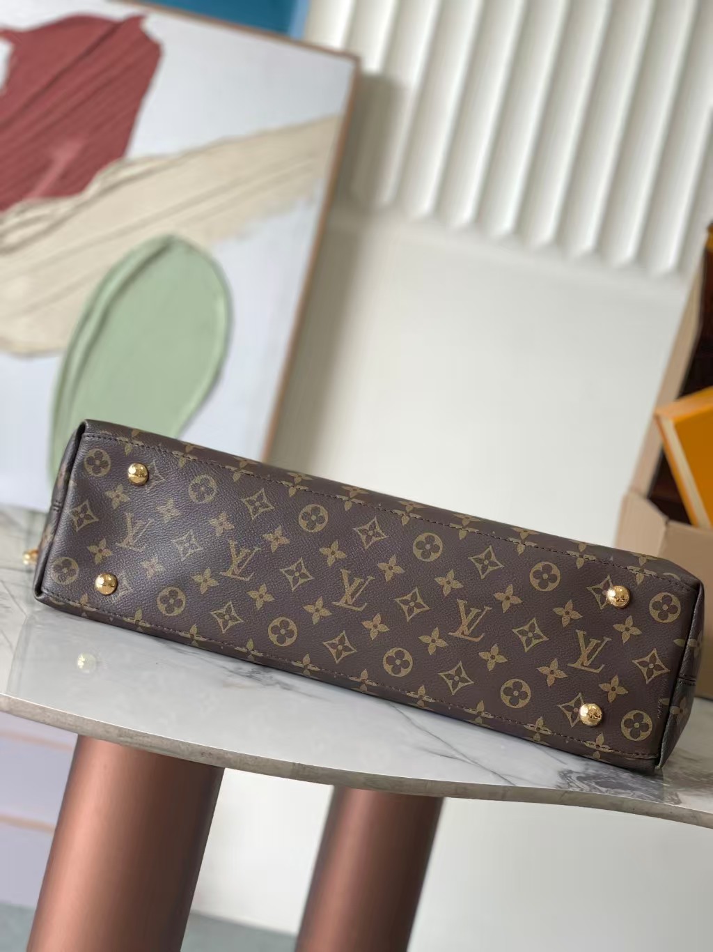 Louis Vuitton Again handbag