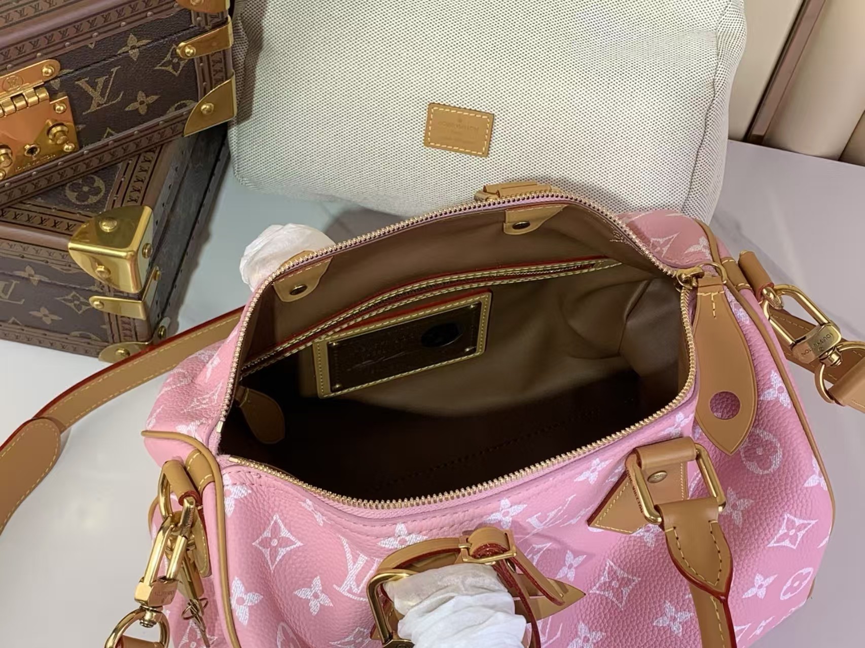 Louis Vuitton Speedy P9 Bandouliere 30 Candy Pink