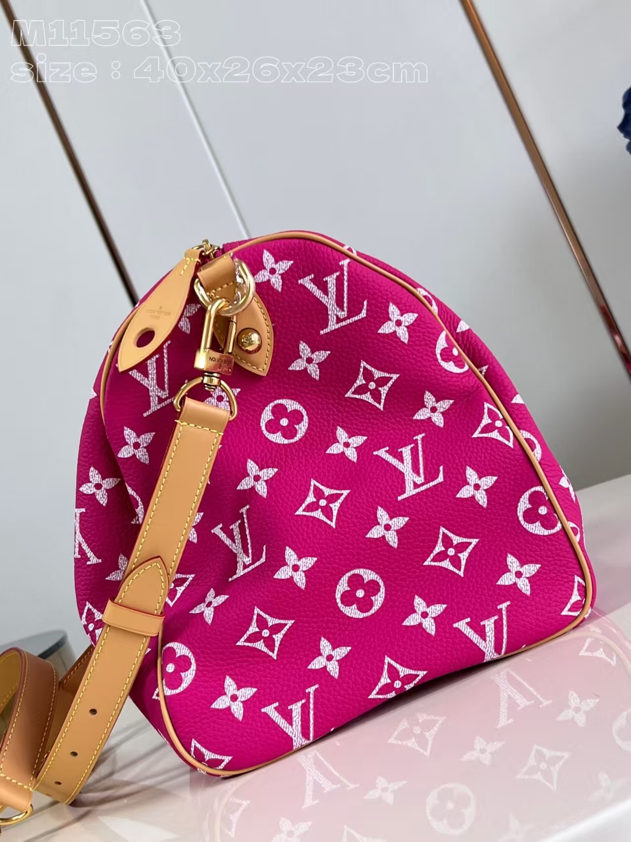 LOUIS VUITTON Speedy P9 Bandoulière 40 Rose Pink