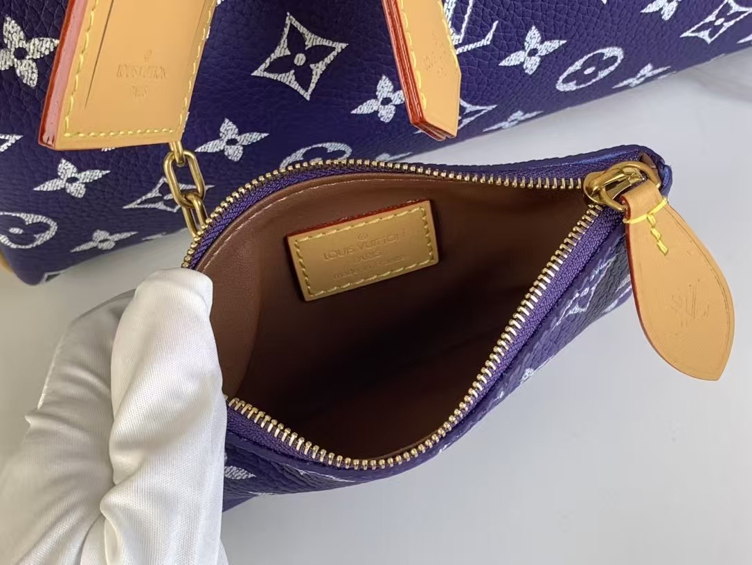 LOUIS VUITTON Speedy P9 Bandoulière 25 Violet color